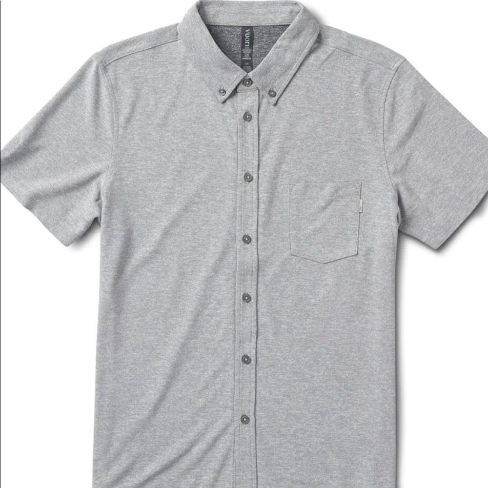Vuori Men’s Short-Sleeve Ace Button Up Size Large